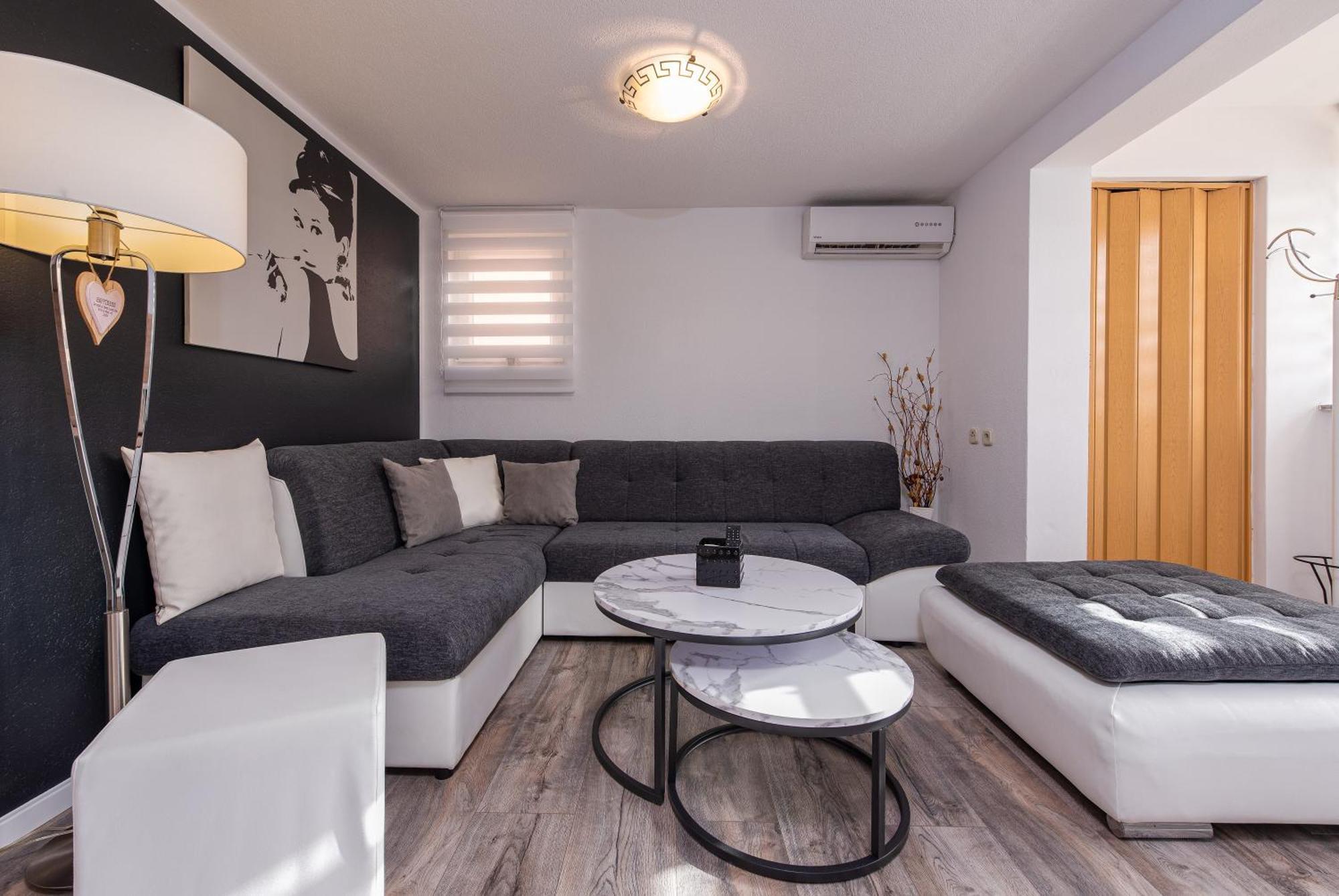 Nena Apartmani Vir Bagian luar foto