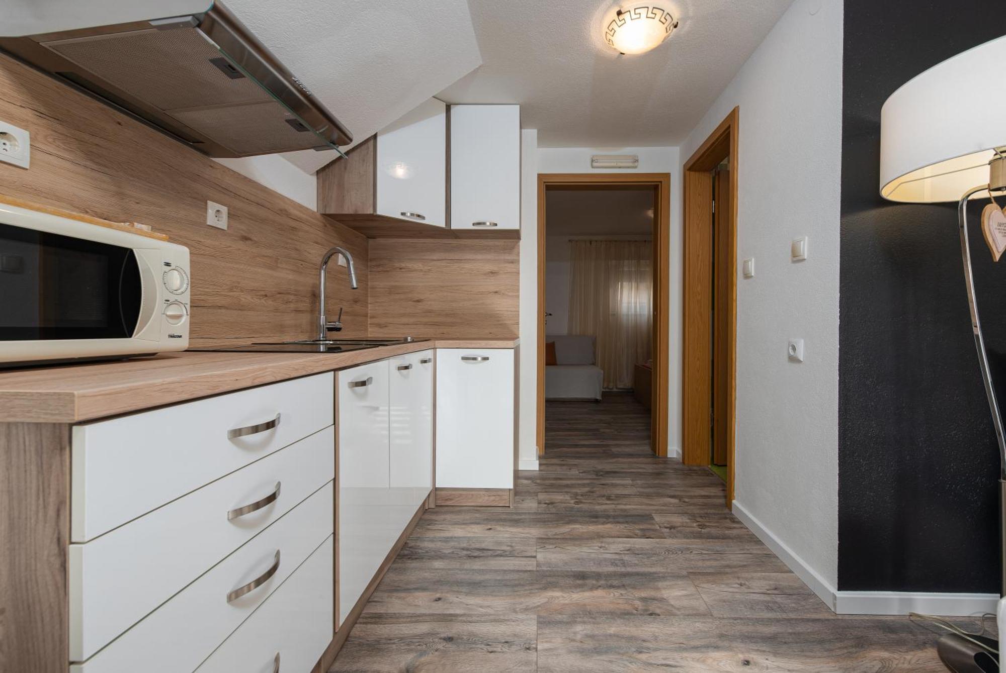 Nena Apartmani Vir Bagian luar foto