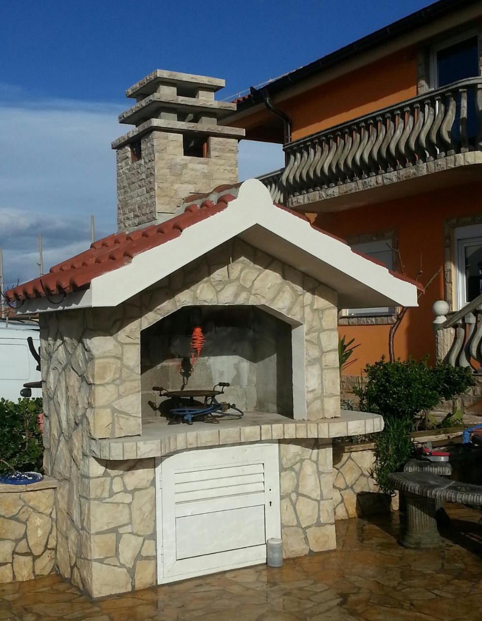 Nena Apartmani Vir Bagian luar foto