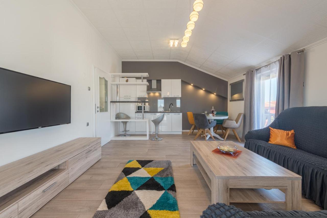 Nena Apartmani Vir Bagian luar foto