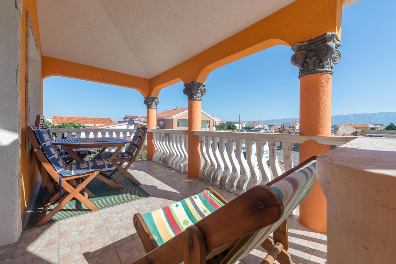 Nena Apartmani Vir Bagian luar foto